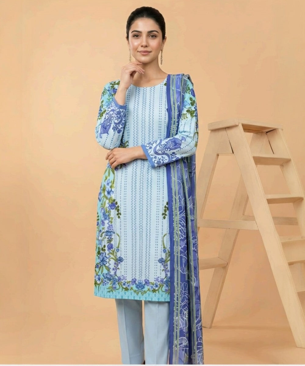 Motifz 3 Piece Printed Lawn – Elegant Sky Floral Suit