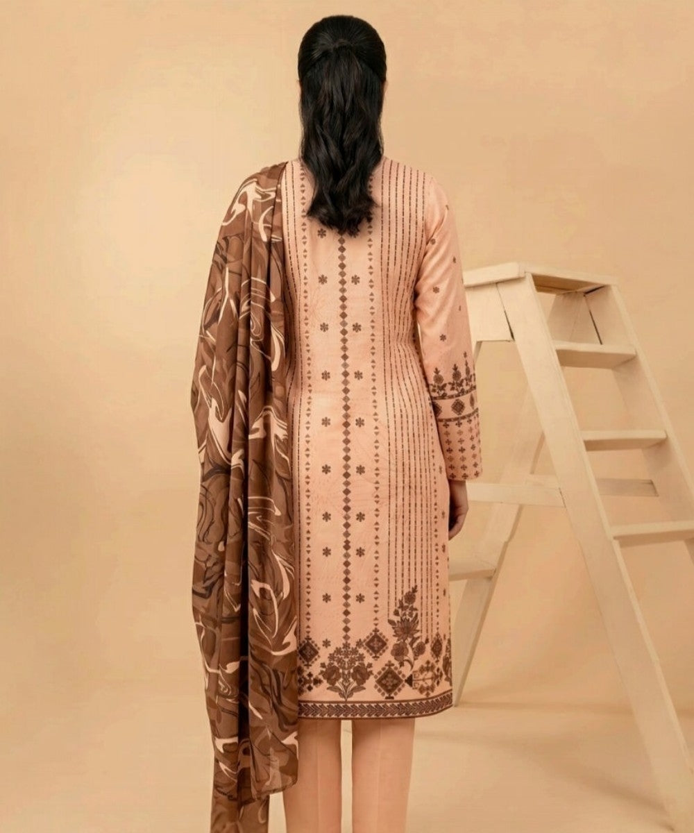 Motifz 3 Piece Printed Lawn – Elegant Beige Floral Suit