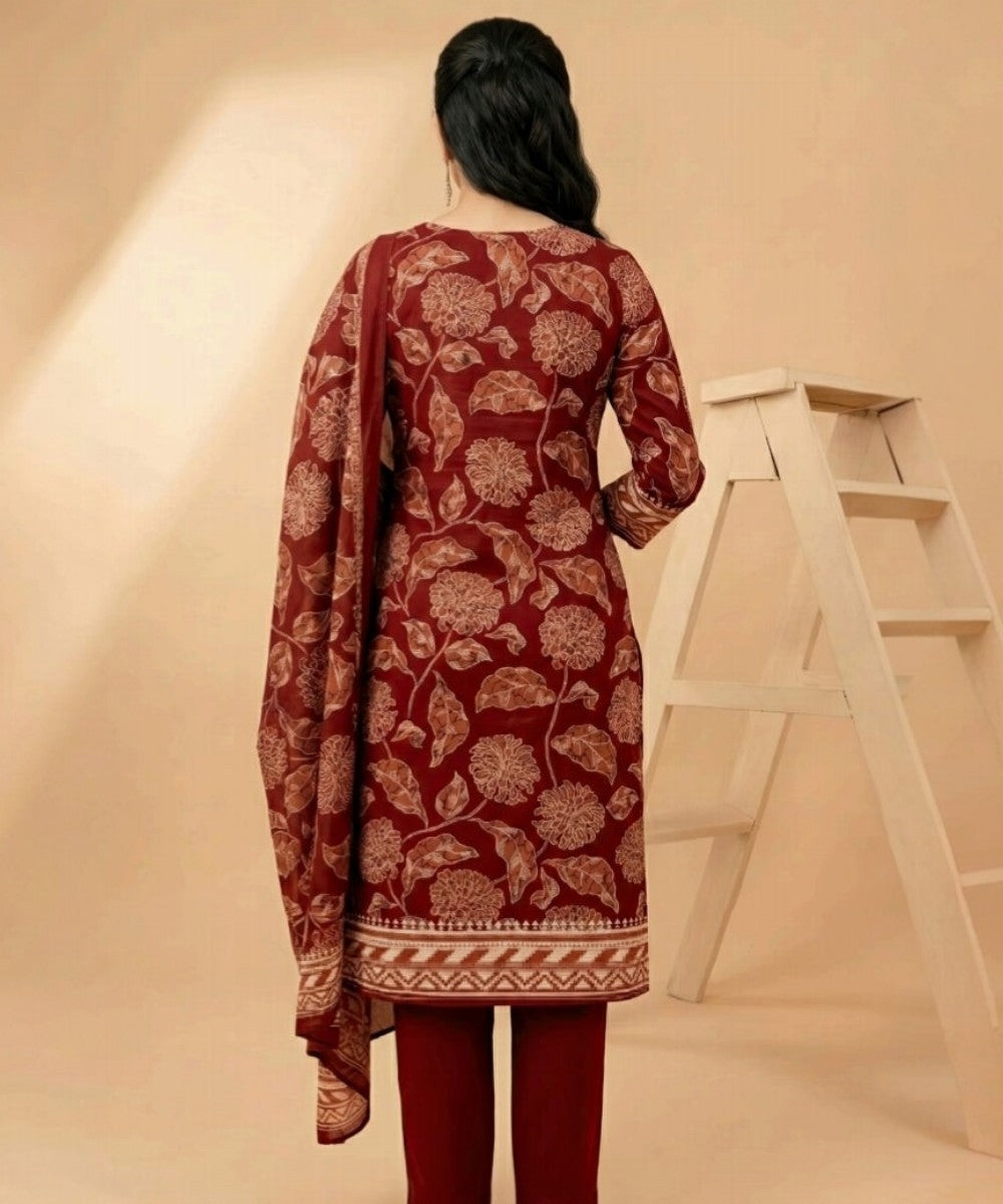Motifz 3 Piece Printed Lawn – Elegant Red Floral Suit
